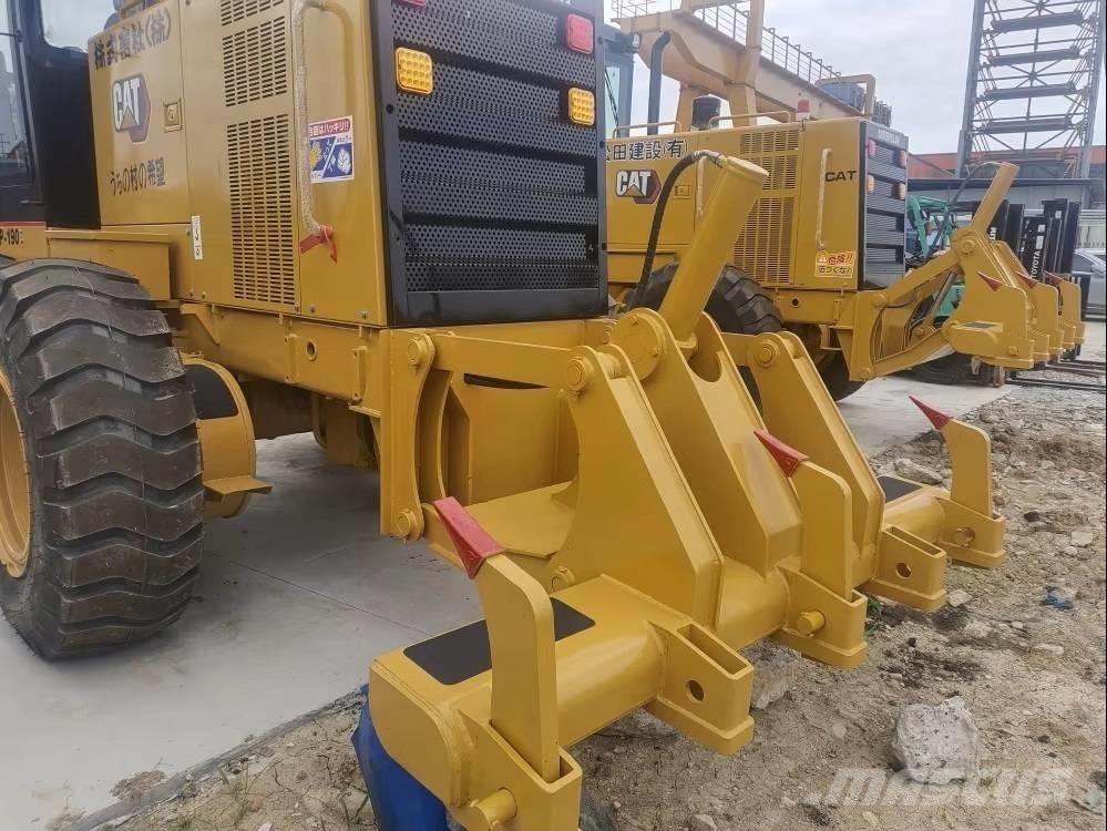 CAT 140H 平地机/推土机