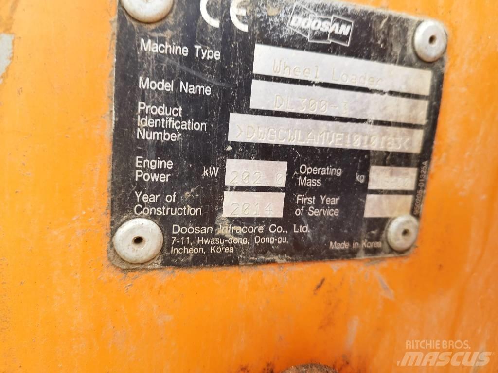 Doosan DL 300-3 轮式装载机