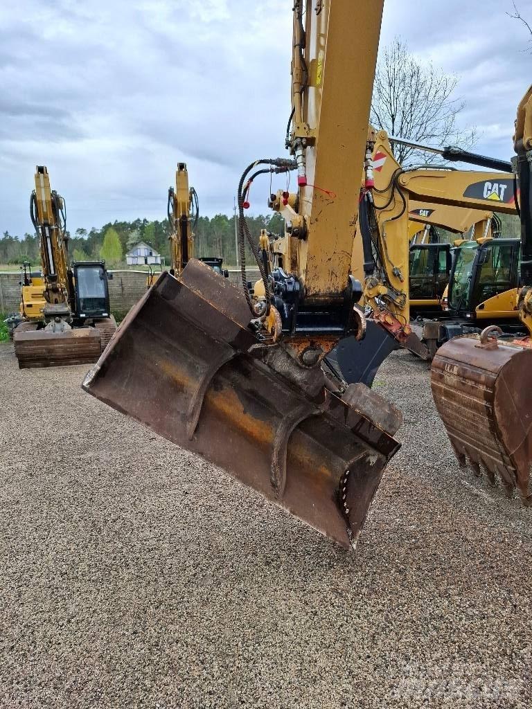 CAT 320 EL 履带挖掘机