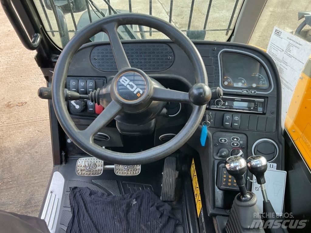 JCB 531-70 伸缩臂叉装车|叉装车
