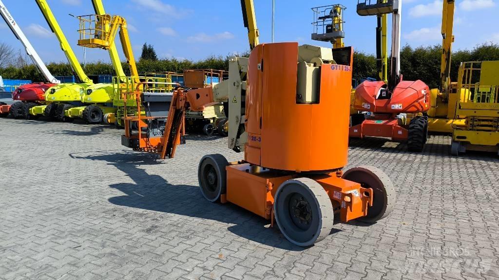 JLG E 300 AJP 曲臂高空工作平台
