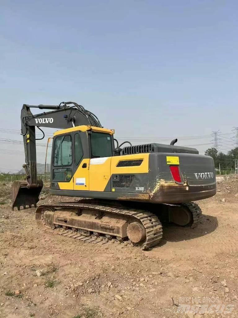 Volvo EC 210 履带挖掘机