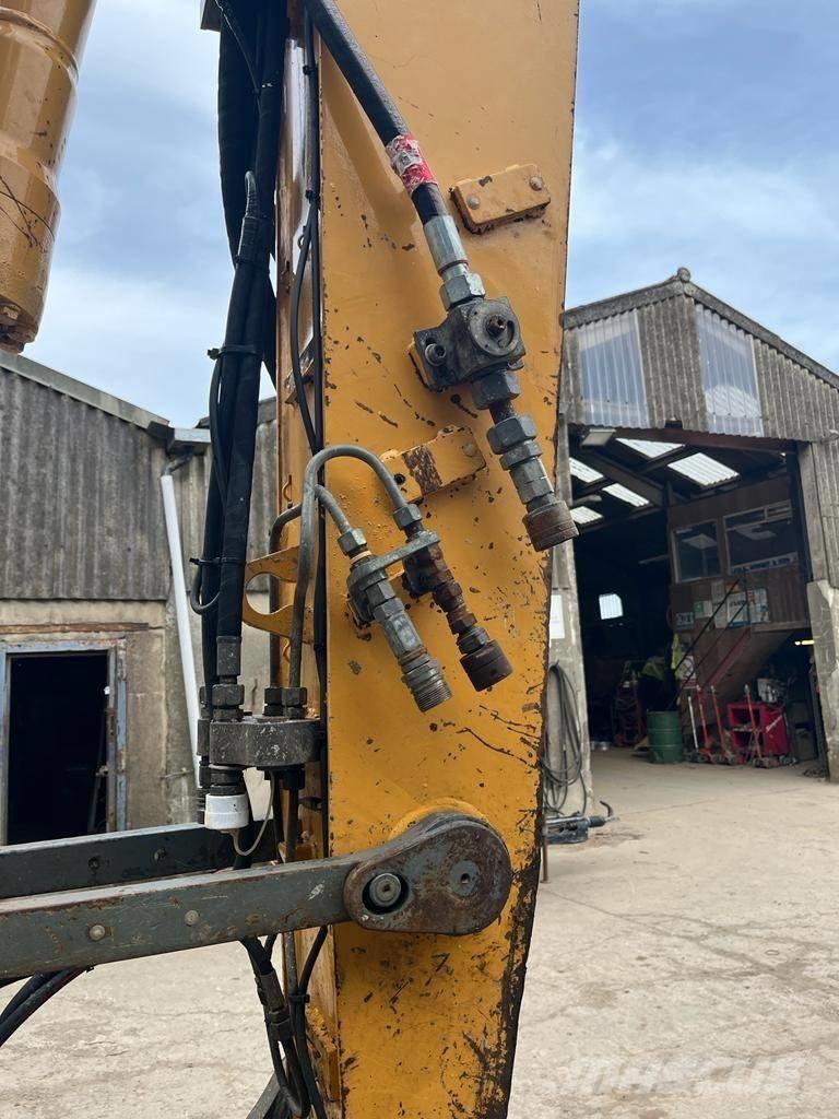 Liebherr R 900 C 履带挖掘机