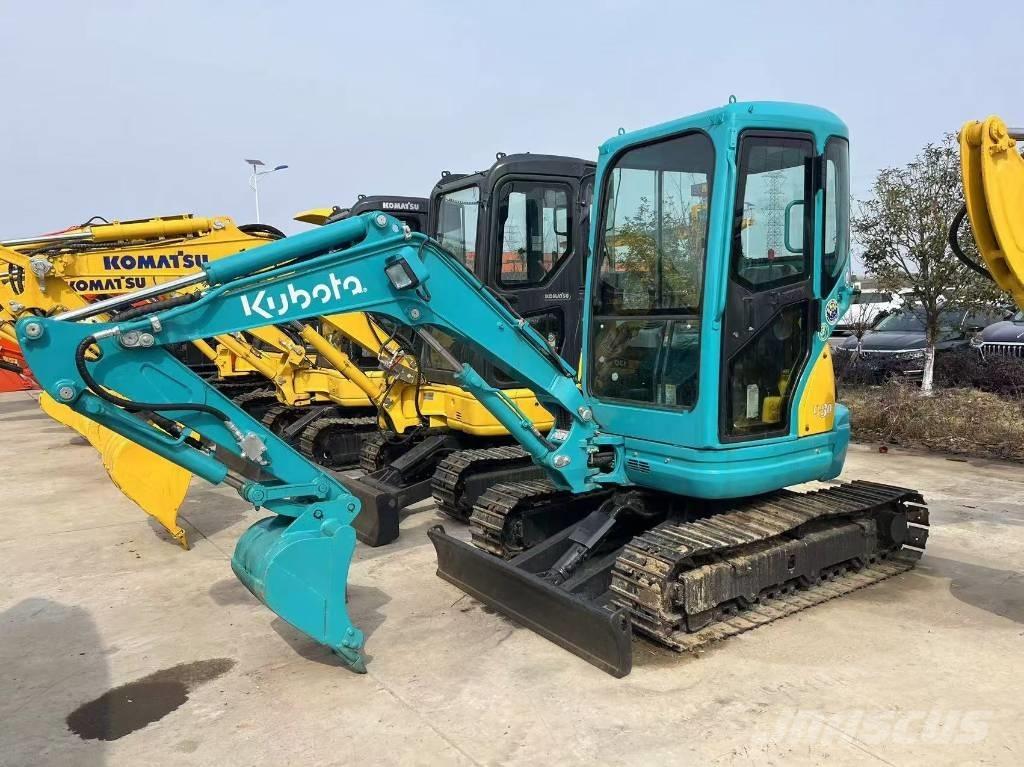Kubota U 30 小型挖掘机