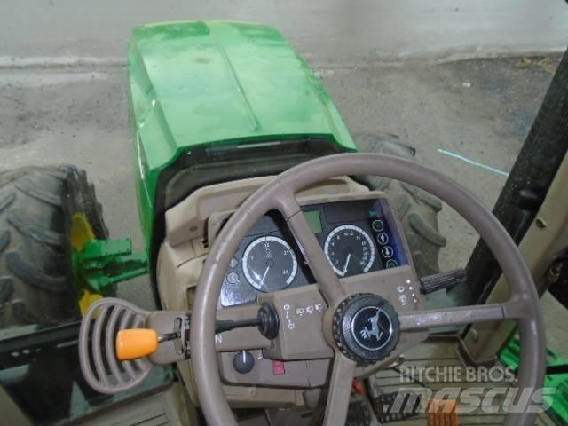 John Deere 6115 M 拖拉机/农用车