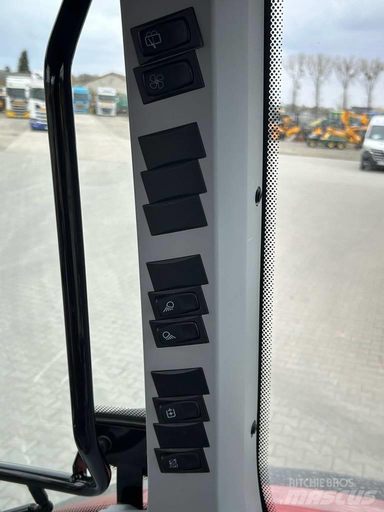 Valtra A 104 拖拉机/农用车
