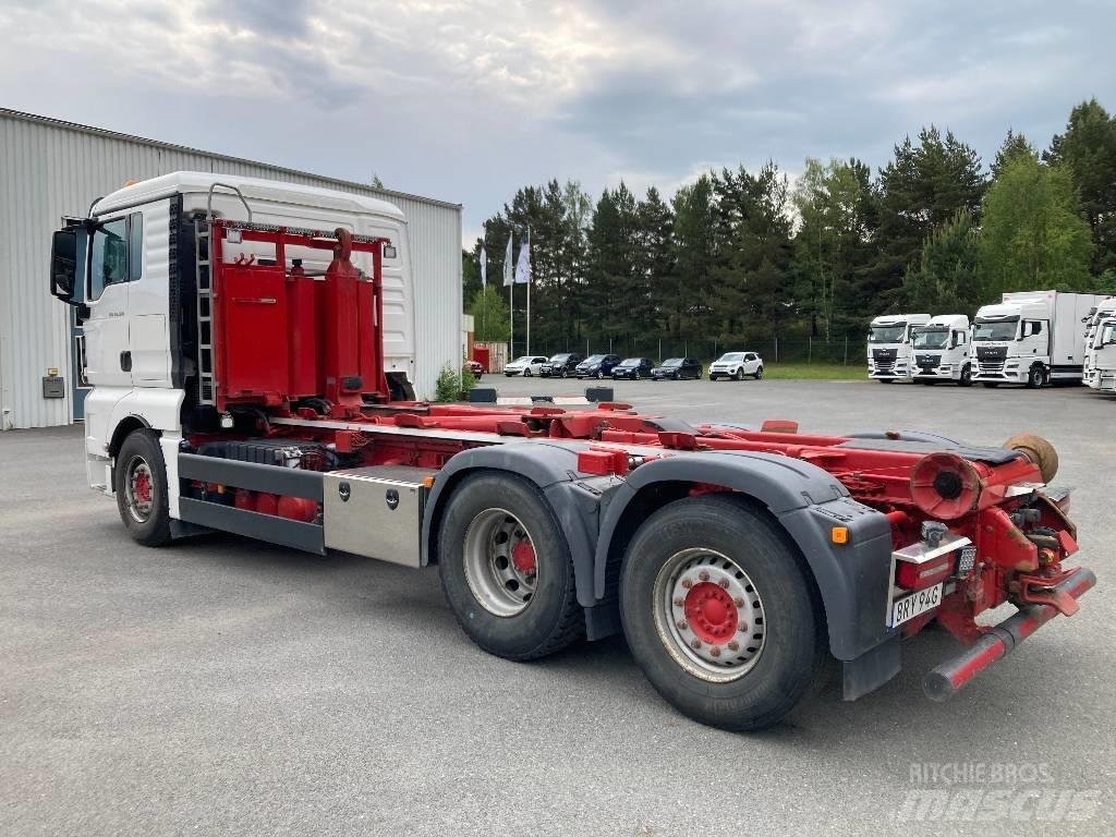 MAN TGX 26.500 6X2 工程吊钩车