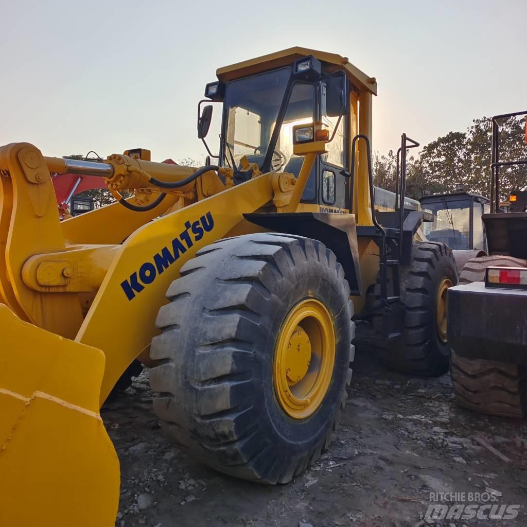 Komatsu WA 470 轮式装载机