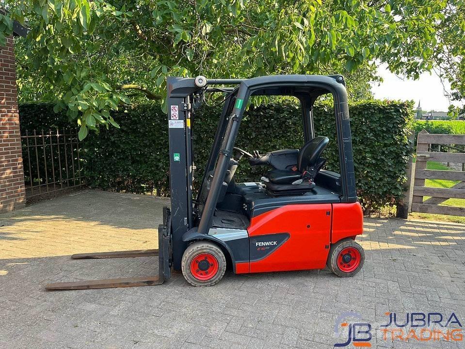 Linde E16P-02 电动叉车