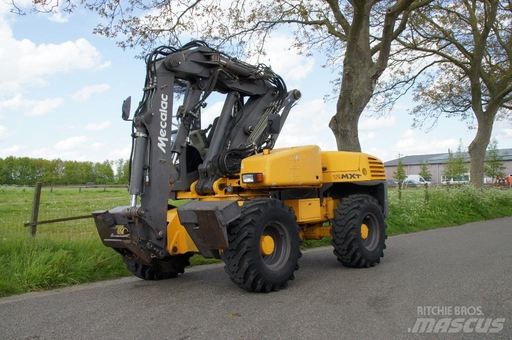 Mecalac 12 MXT 轮式挖掘机
