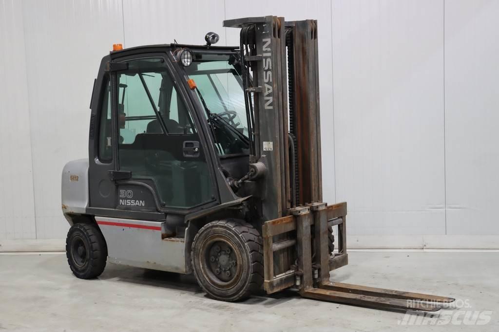 Nissan FGD02A30Q 柴油叉车