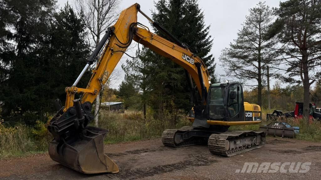 JCB JS 210 LC 履带挖掘机