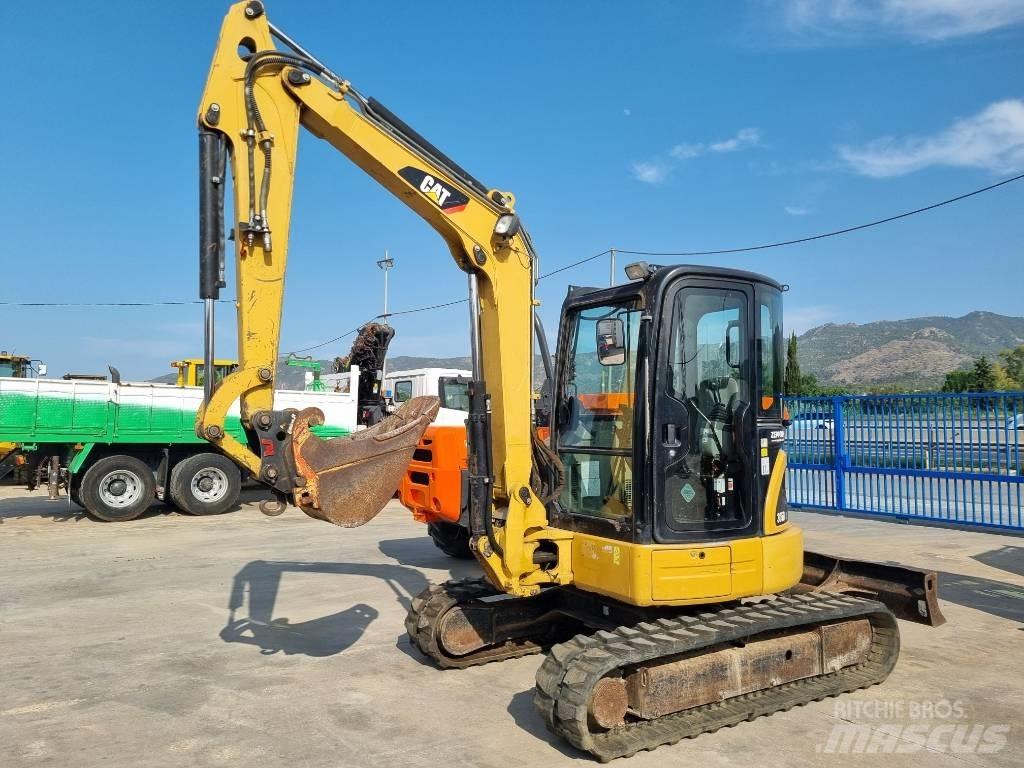 CAT 305 D CR 小型挖掘机