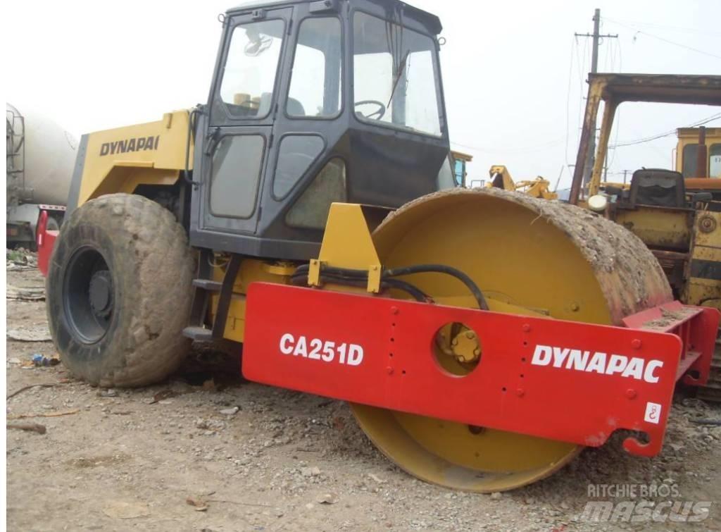 Dynapac CA 251 D 单轮压路机