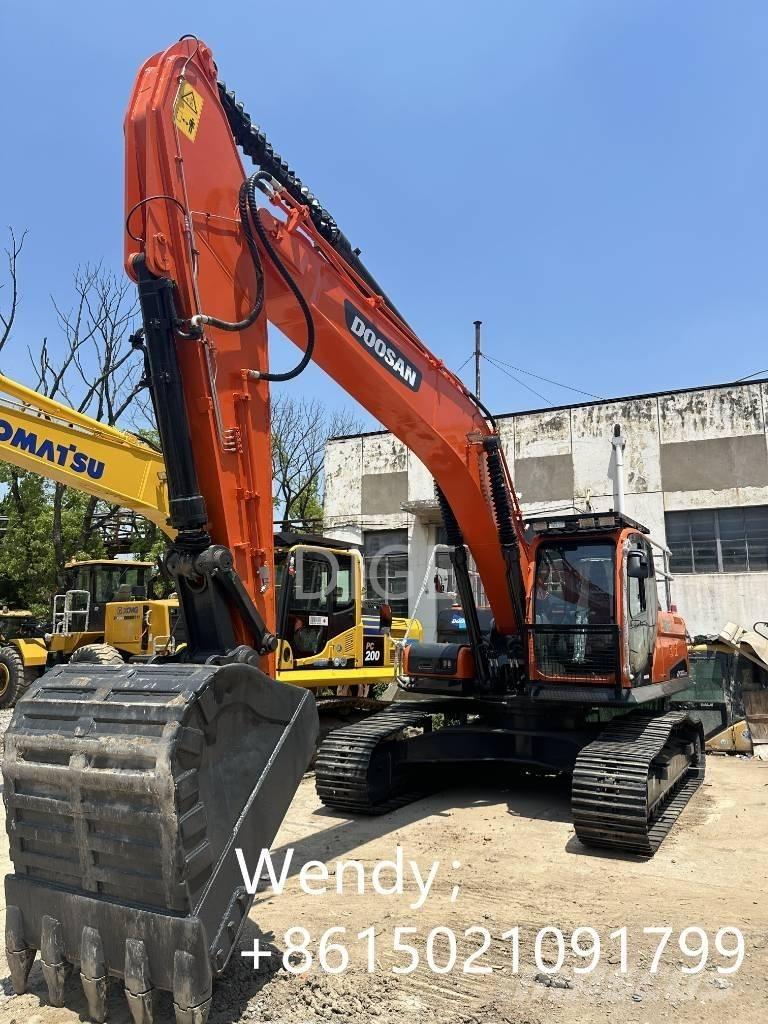 Doosan DX 300 中型挖掘机