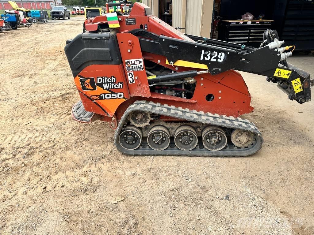 Ditch Witch sk 1050 滑移装载机