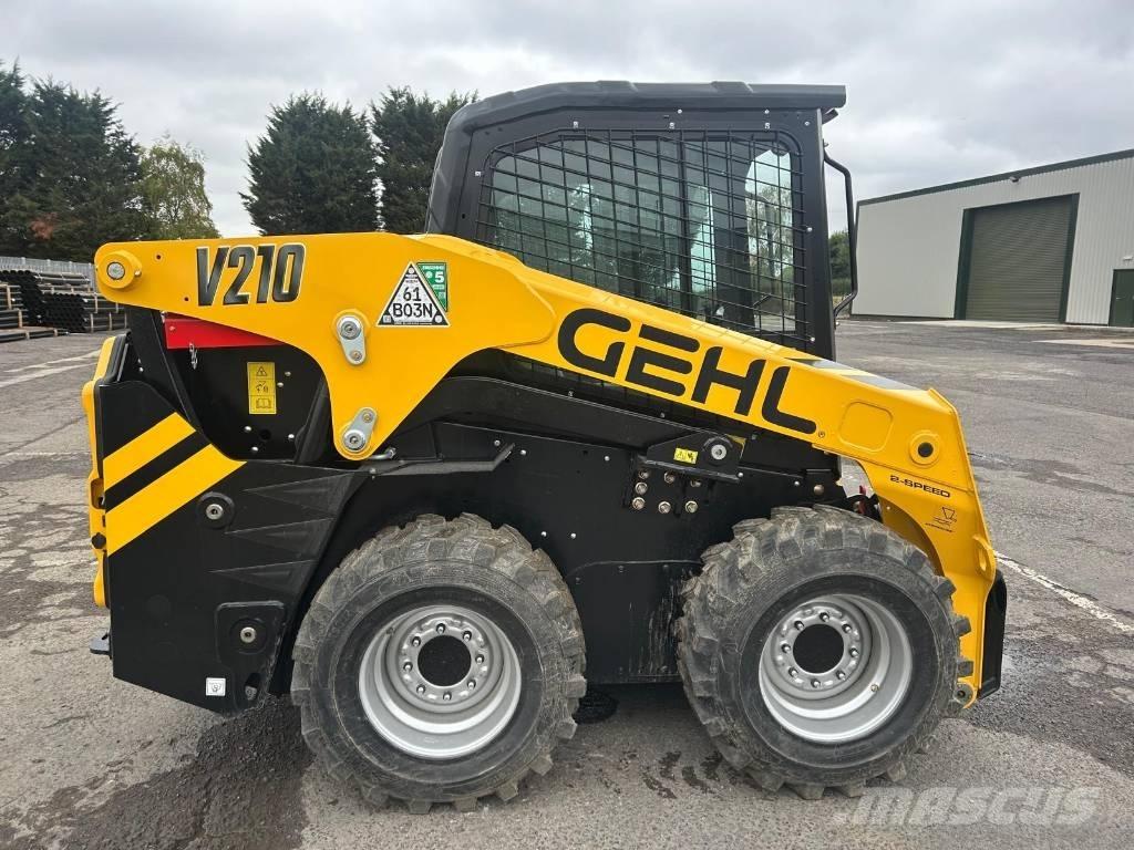 Gehl V210 滑移装载机