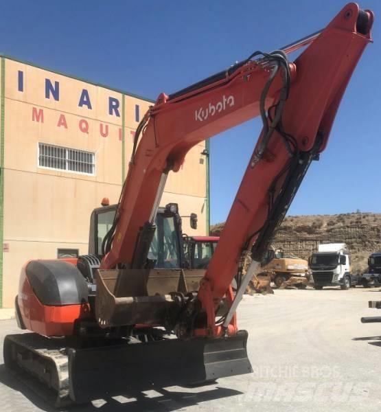 Kubota KX 080-4 中型挖掘机