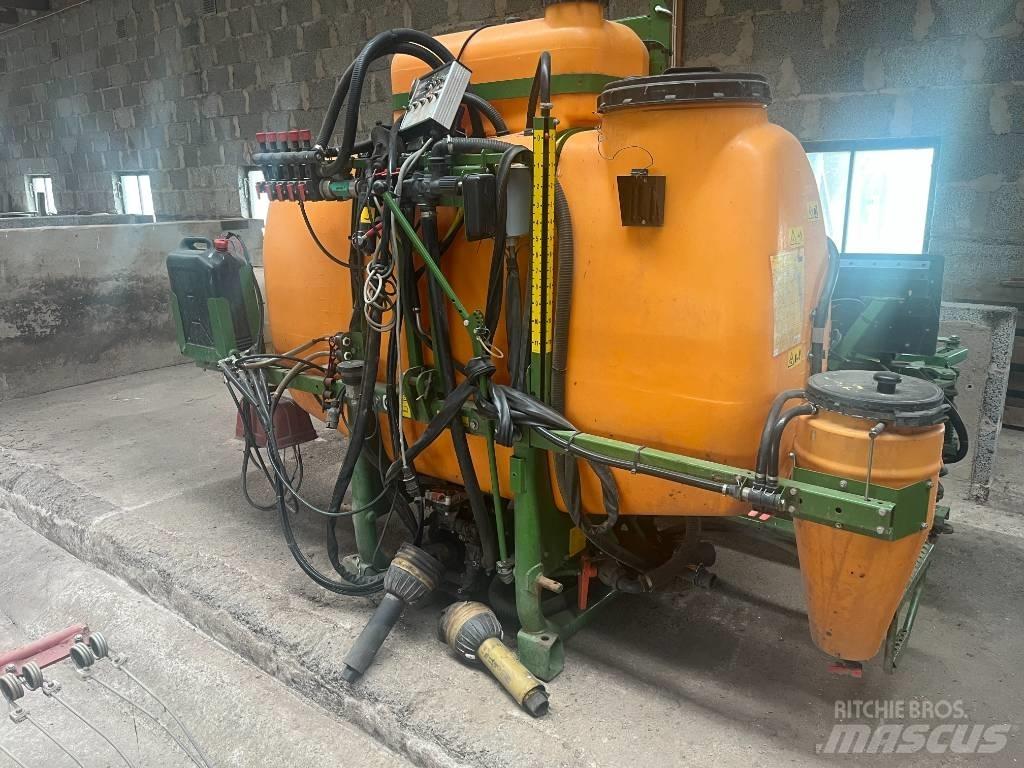 Amazone UF 1000 悬挂式喷雾机