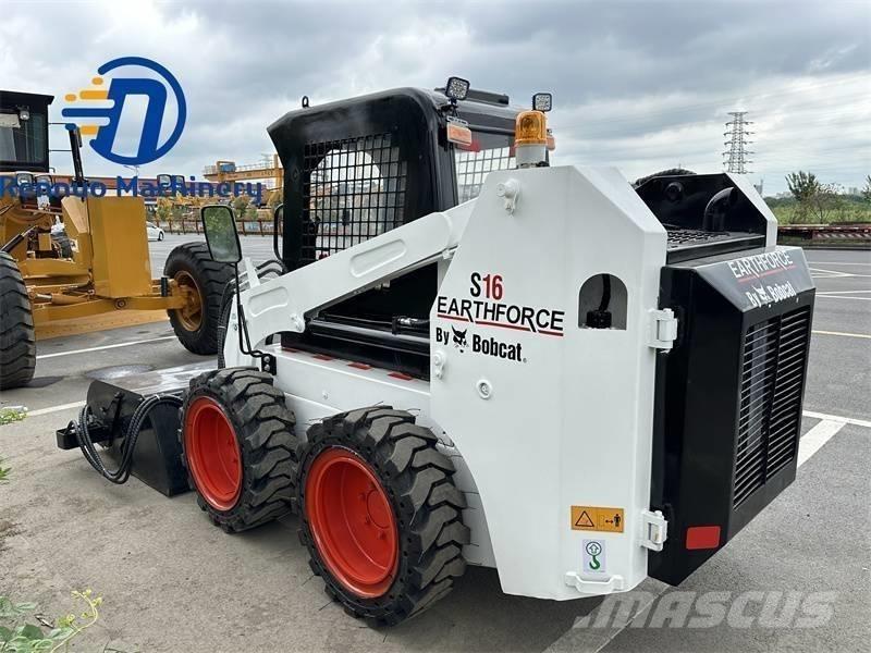 Bobcat S 16 滑移装载机