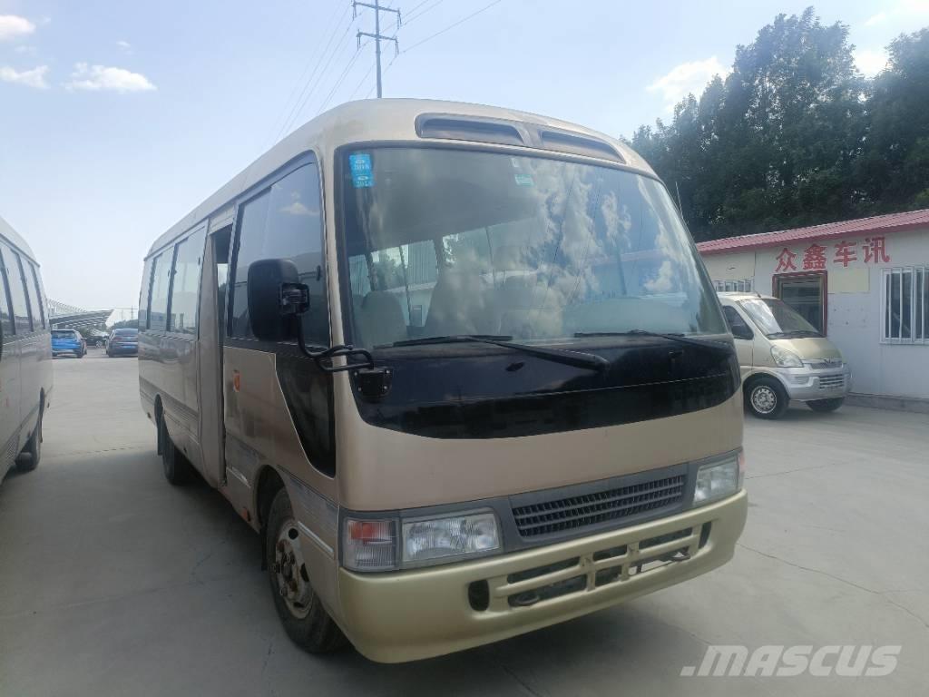 Toyota Coaster Bus 迷你巴士