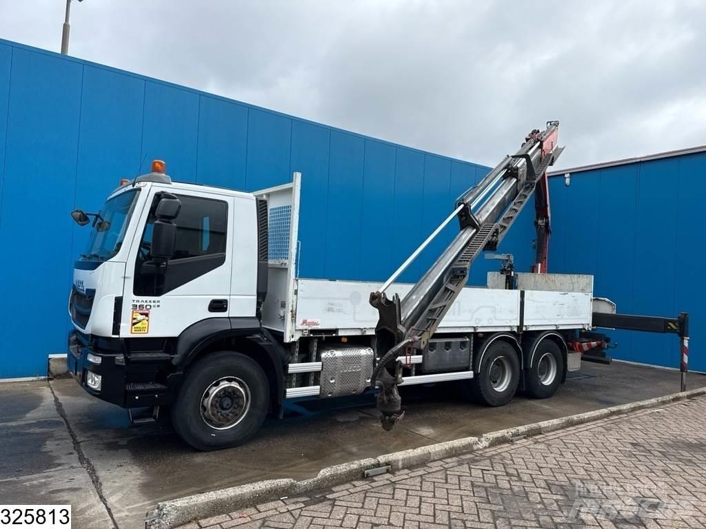 Iveco Stralis 360 平板栏板货车