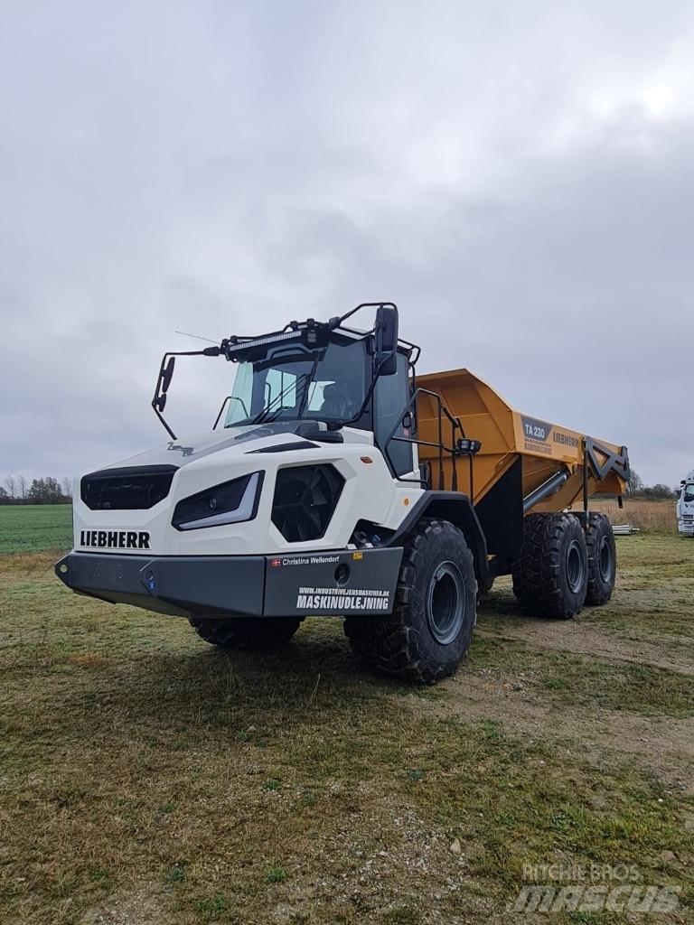 Liebherr TA 230 铰接式自卸车