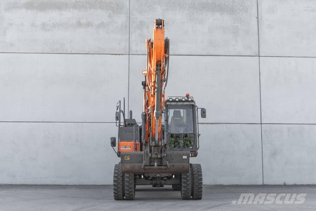 Doosan DX 140 W 轮式挖掘机
