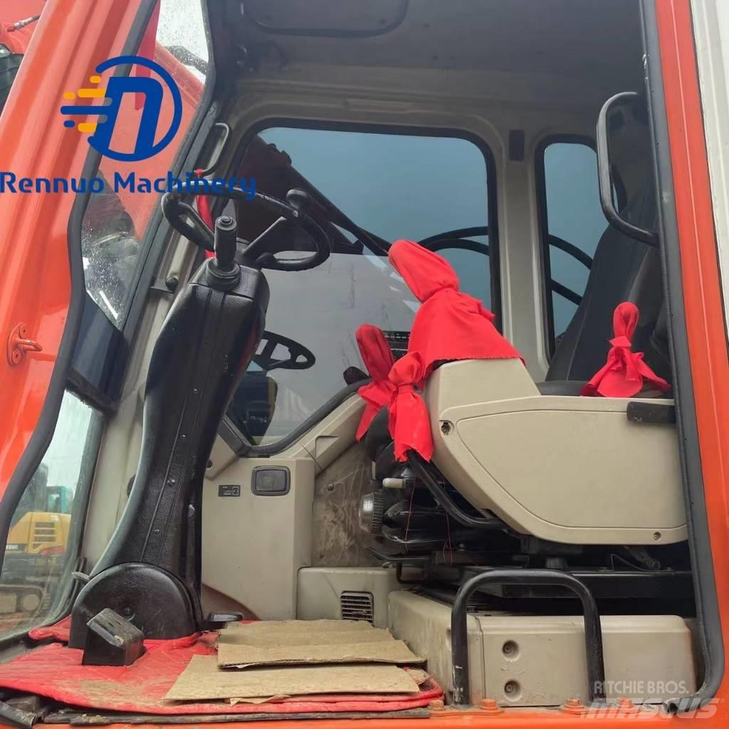 Doosan DX150W-7 轮式挖掘机