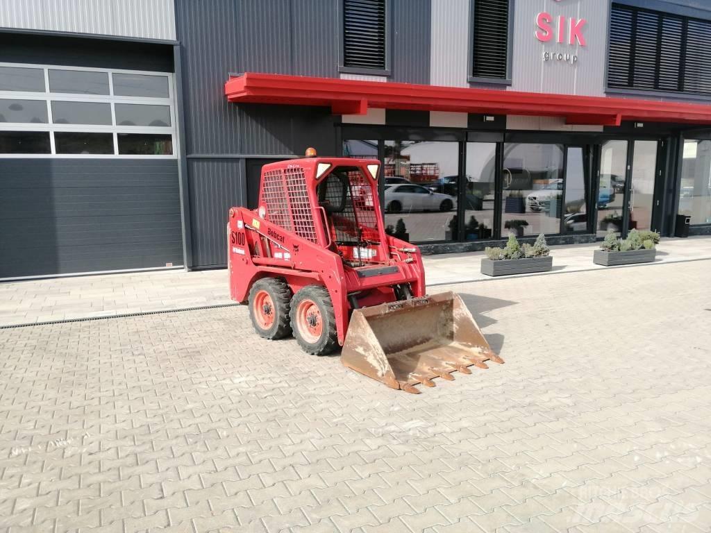 Bobcat S 100 滑移装载机
