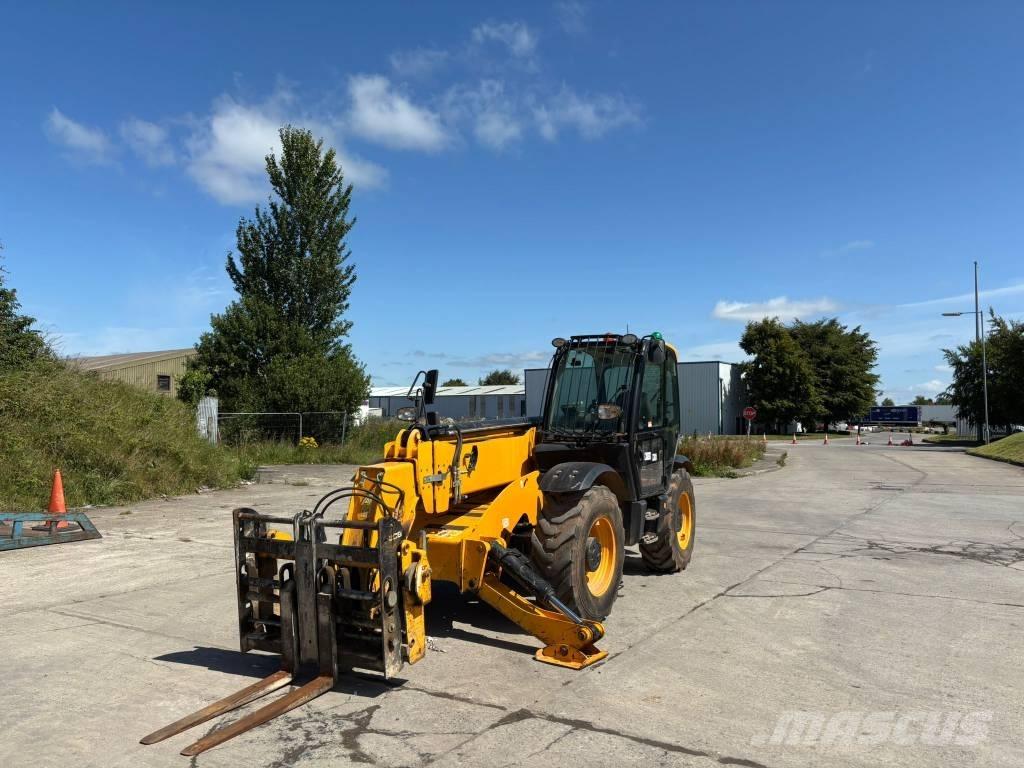 JCB 540-140 伸缩臂叉装车|叉装车