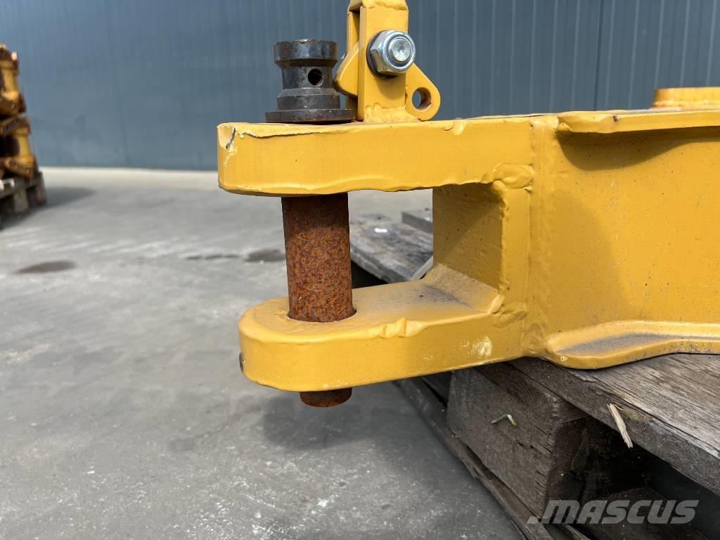 CAT D6R / D6T Zugmaul 其他组件