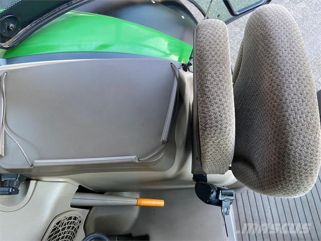 John Deere 6210R 拖拉机/农用车