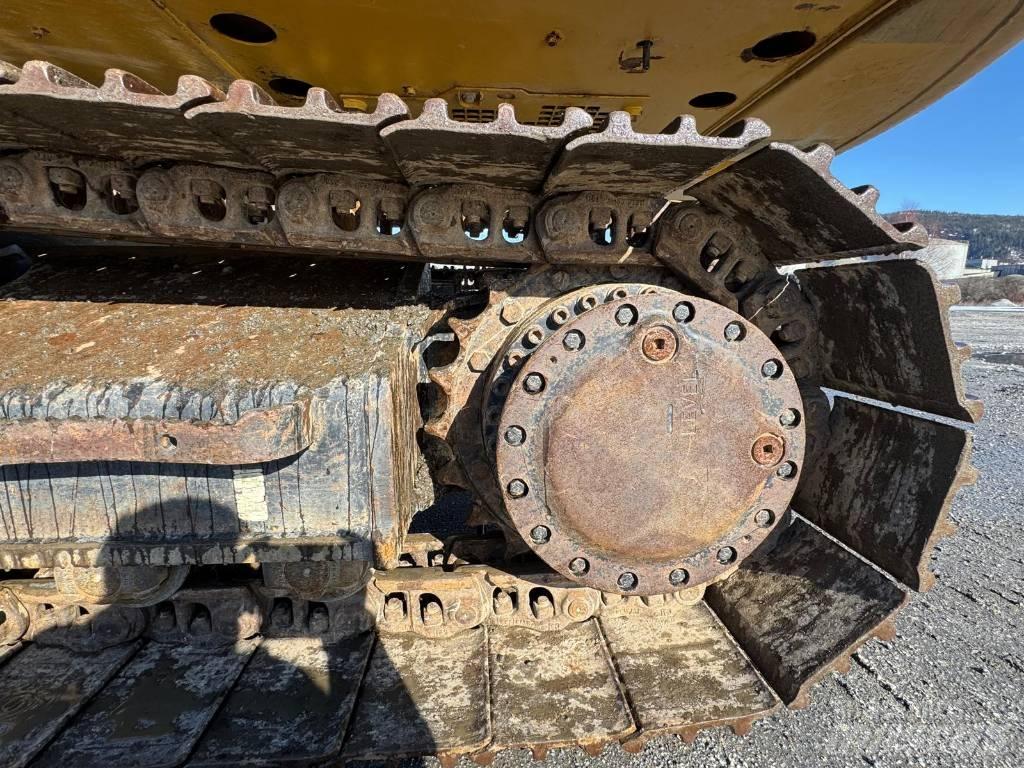 CAT 323 NG 履带挖掘机