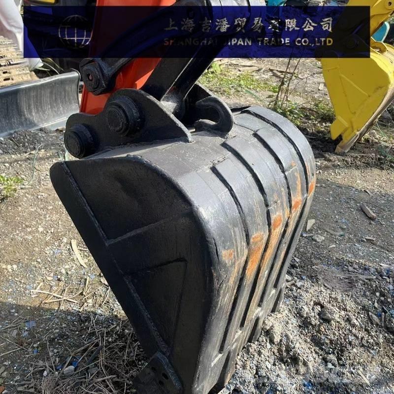 Kubota U 40 履带挖掘机