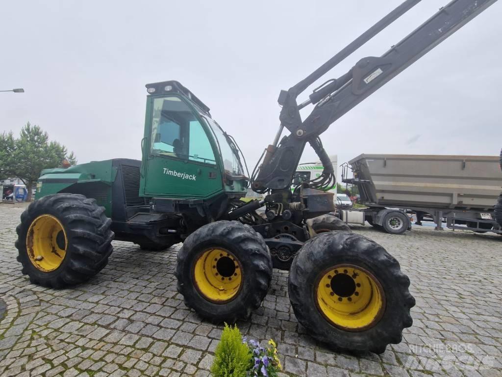 Timberjack 1270B 收割机