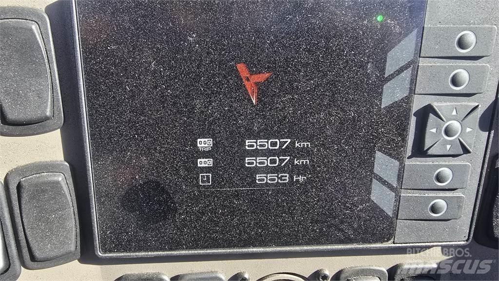 Terberg YT193 码头牵引车