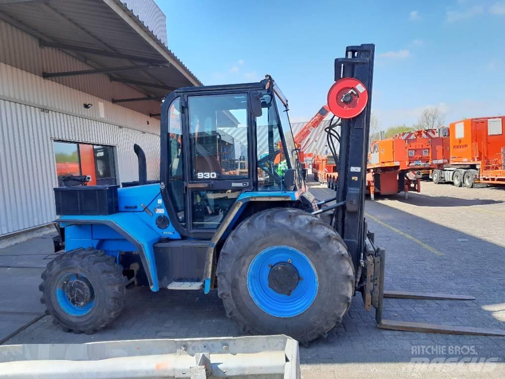 JCB 930-4/55 越野叉车|叉装车