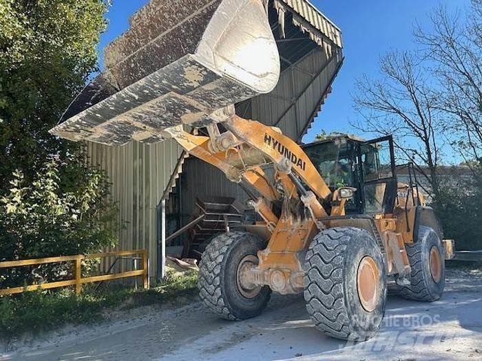Hyundai HL970 轮式装载机
