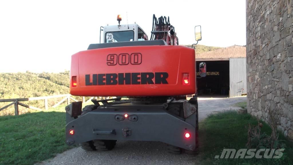 Liebherr A 900 C 轮式挖掘机