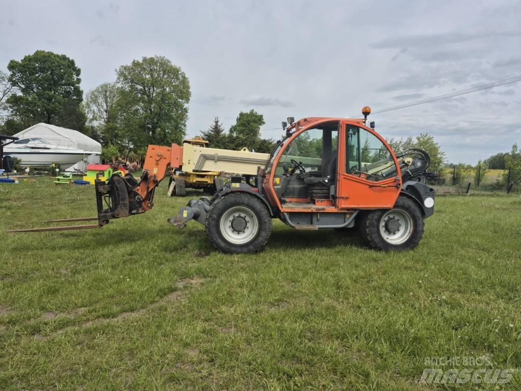 JLG 4013 伸缩轮式装载机