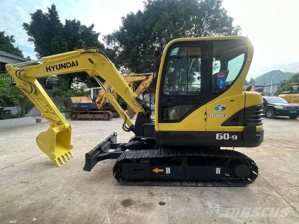 Hyundai R60-9 履带挖掘机