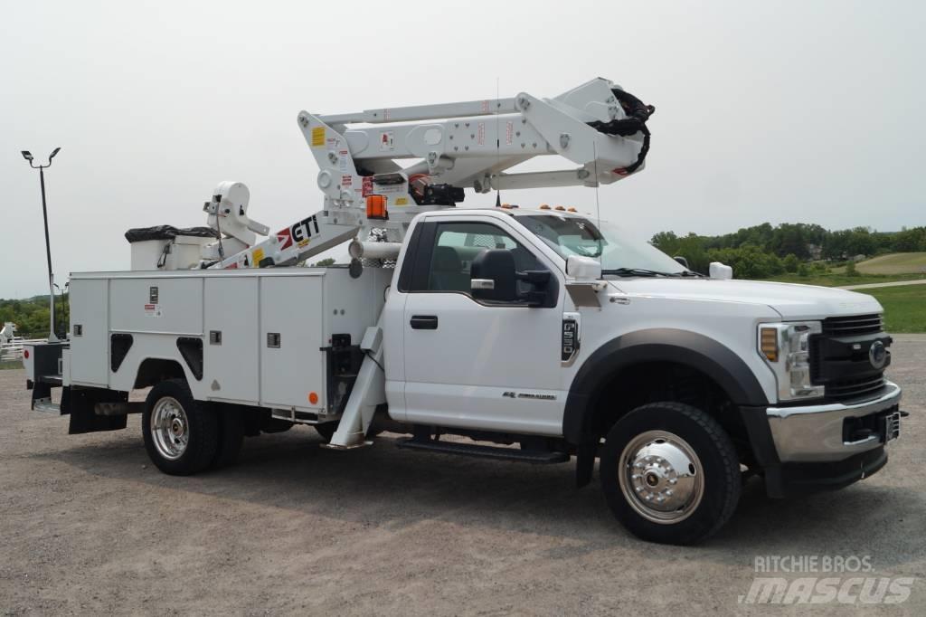 Ford F 550 XL SD 车载式高空作业车