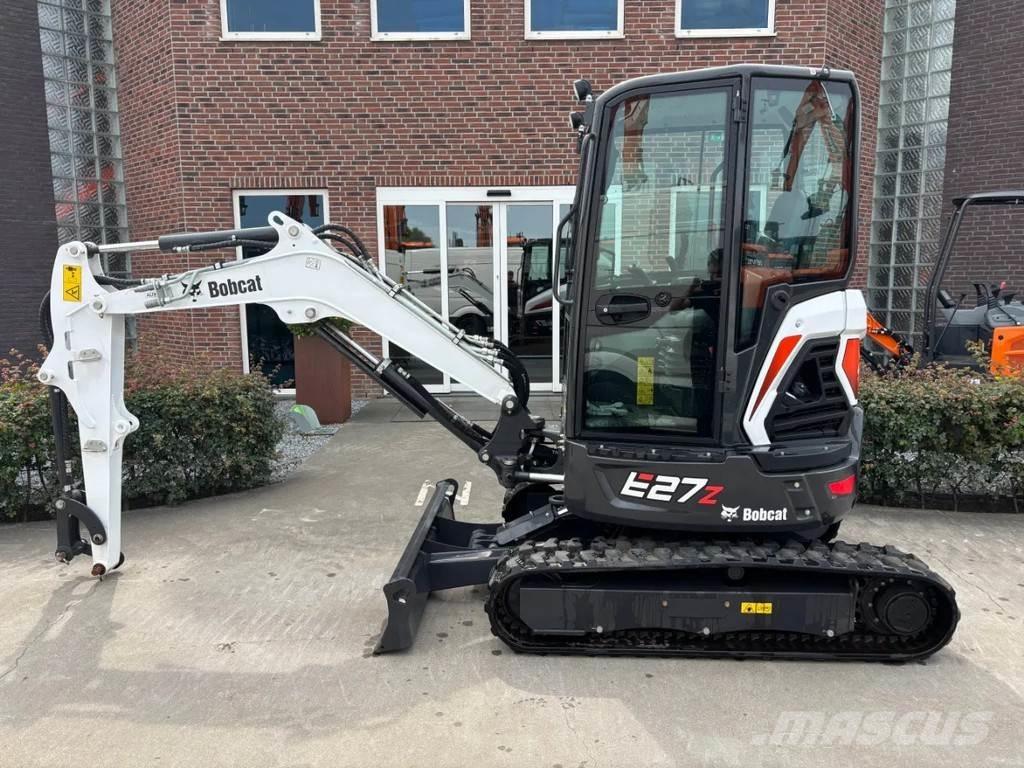 Bobcat E27Z 小型挖掘机