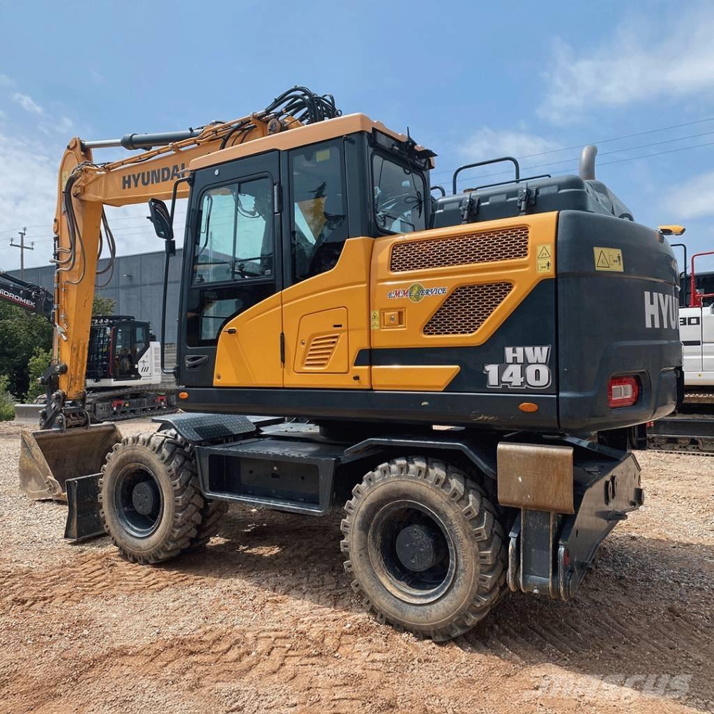 Hyundai HW140 轮式挖掘机