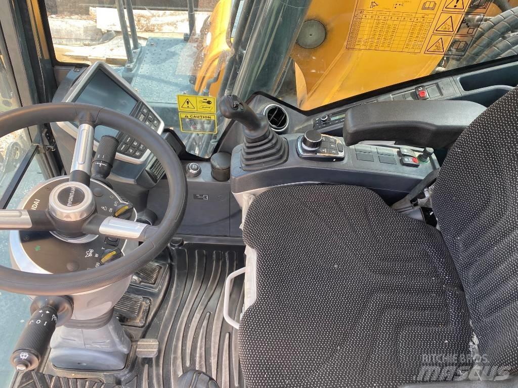 Hyundai HW140 轮式挖掘机