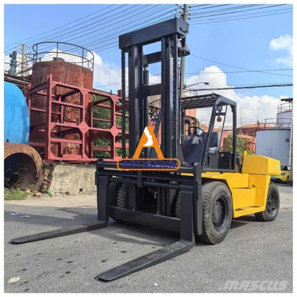 Komatsu FD150-7 柴油叉车