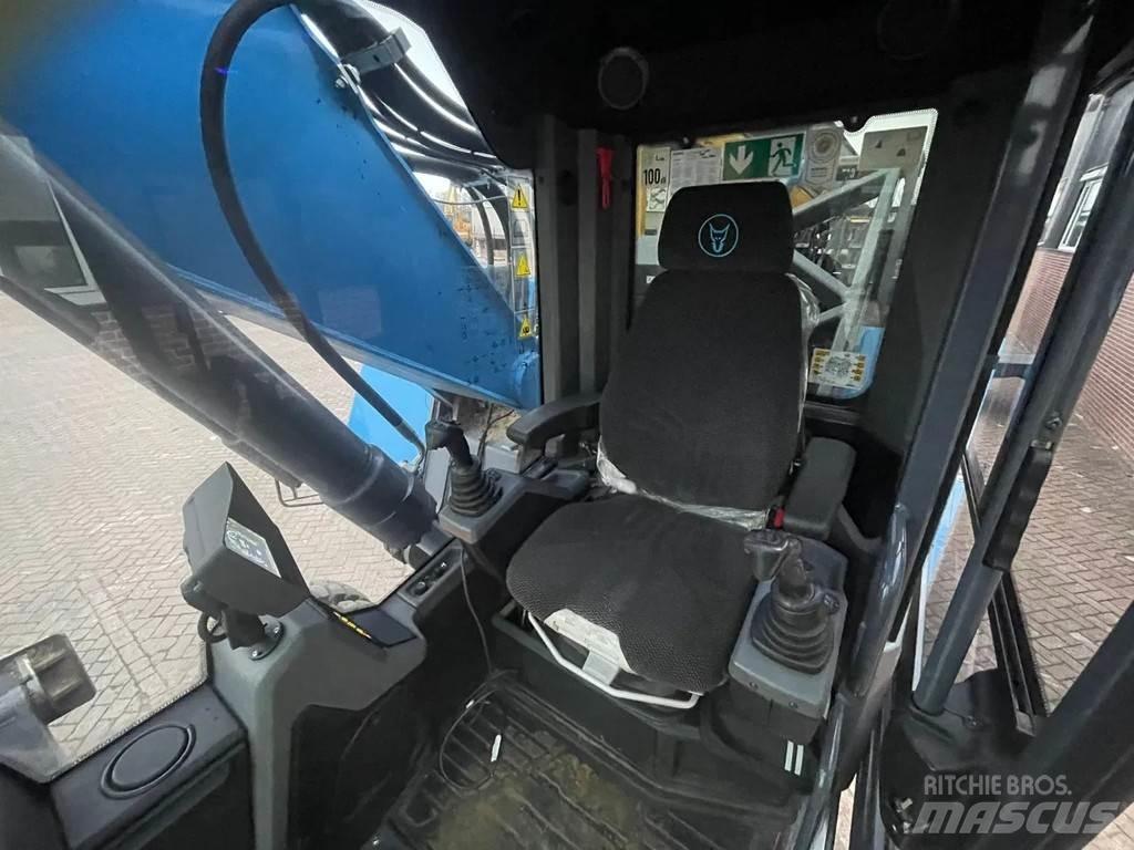 Fuchs MHL335 轮式挖掘机