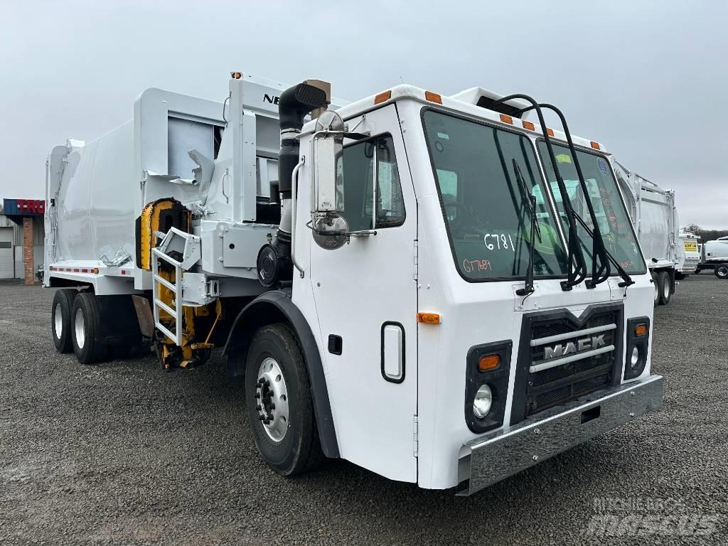 Mack LEU 633 垃圾车