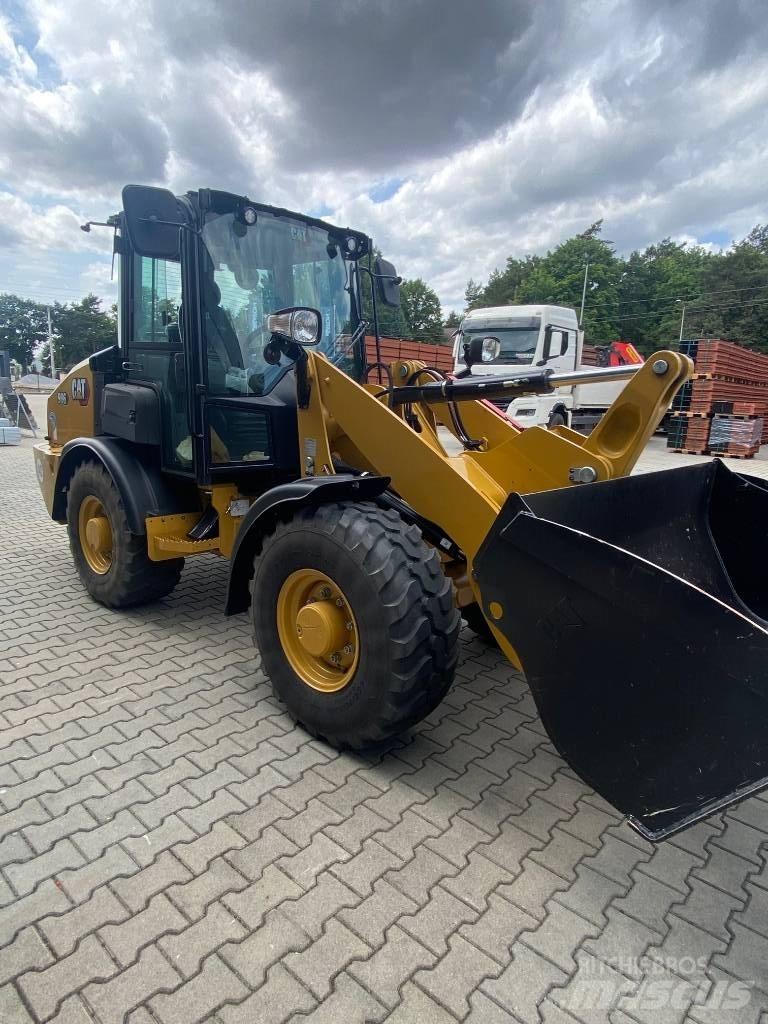 CAT 906 轮式装载机